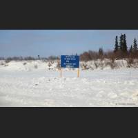 0004 Ice Road to Tuktoyaktuk, NWt, Canada.jpg